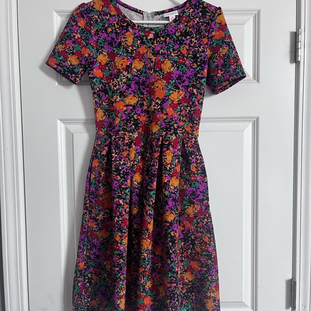 LuLaRoe Made In USA Quilted Floral Amelia Dress Womens XS Multi Colored